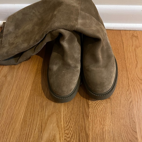 Vince tall taupe suede boots in very good condition - Picture 5 of 5